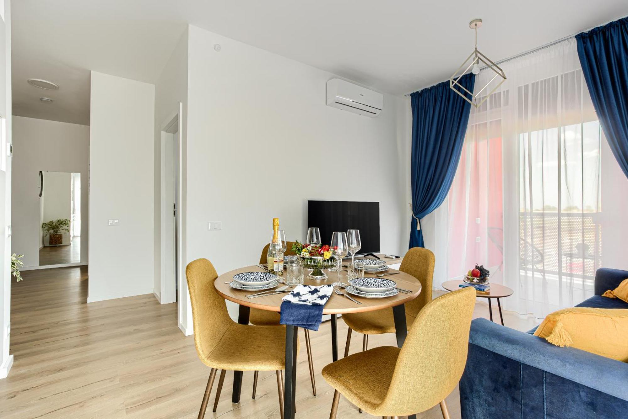 Ari Navy Apartment - High-End Residence Arad Kültér fotó